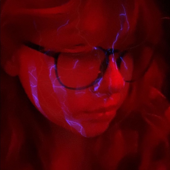 Meet your Posher, Ali - Picture 2 of 2